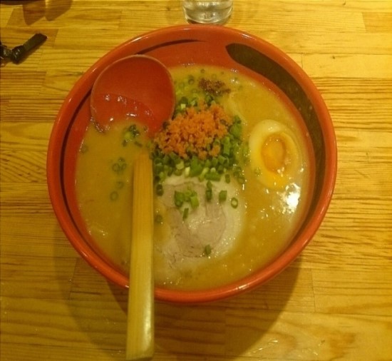 커머로우 이미지
