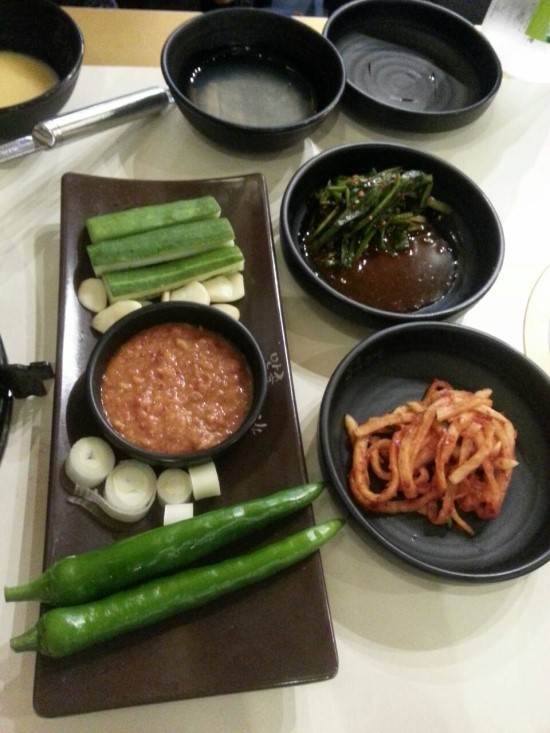 더오향족발 이미지