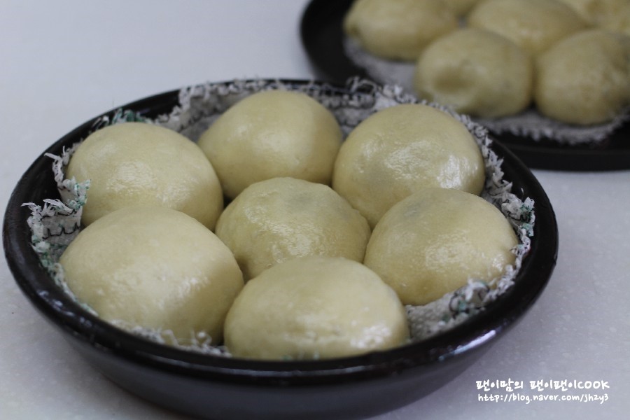 술찐빵 이미지
