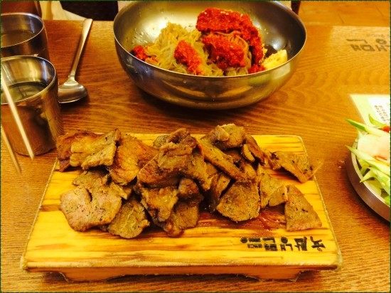 육쌈냉면 이미지