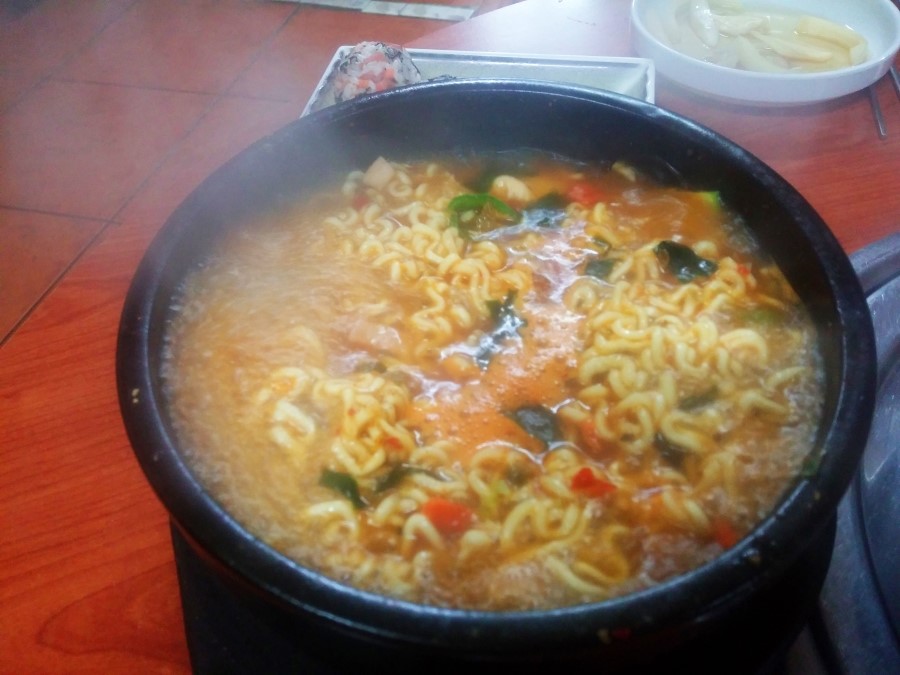 술이술술생고기육회신 이미지