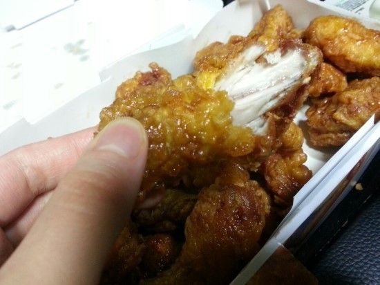 사라치킨 이미지