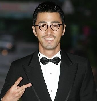 피플스(PEOPLES) 이미지