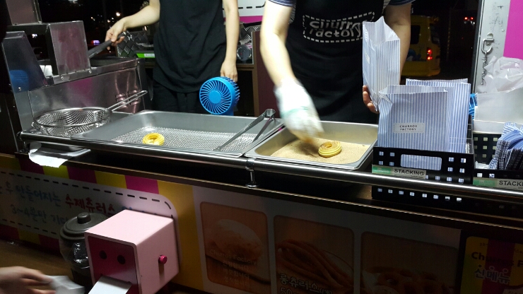 푸드팩토리 이미지