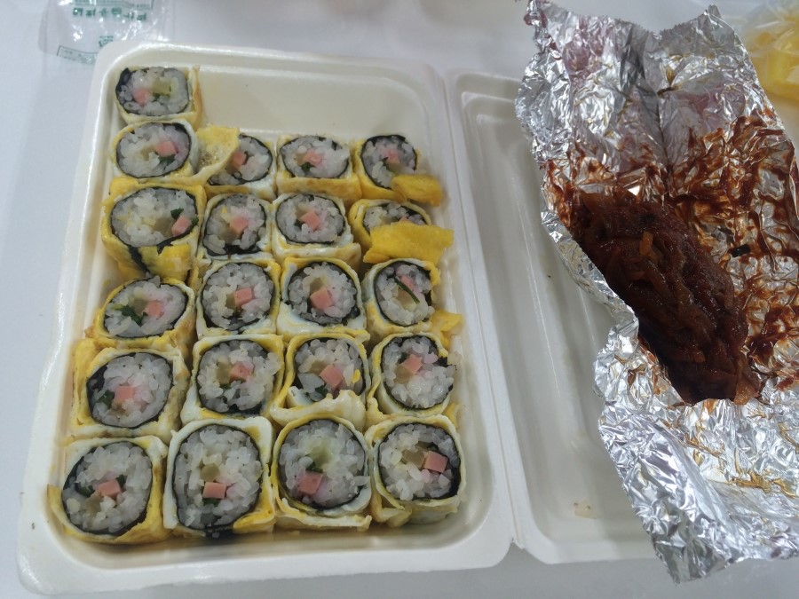 쪼꼬미김밥 이미지