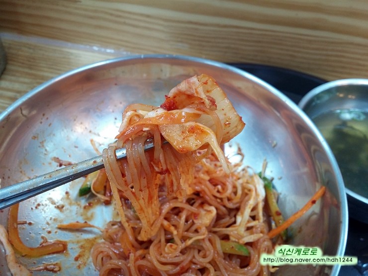 신흥잔치국수 이미지