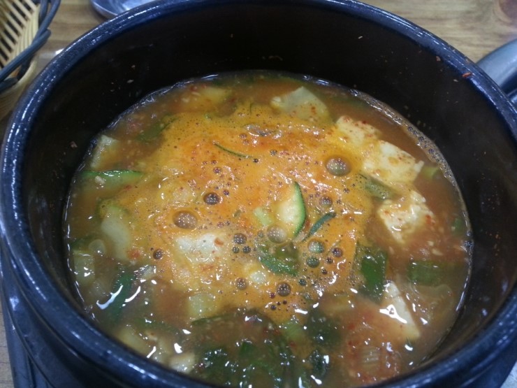 화창화원 이미지