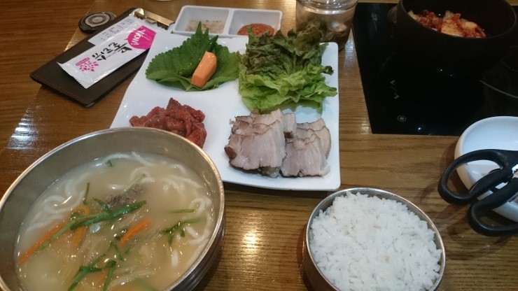 사골칼국수 이미지