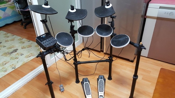 낙원중고악기점 이미지
