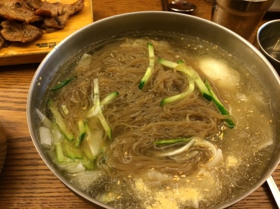육쌈냉면 이미지