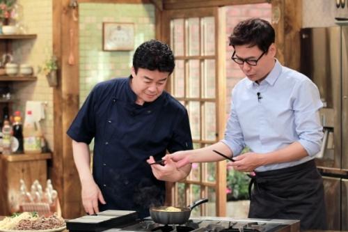 좋은 음식을 만드는 사람들 이미지