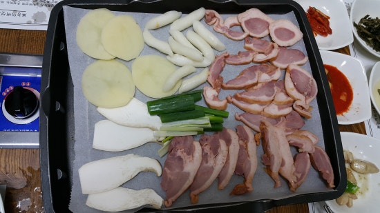 능이버섯백숙 이미지
