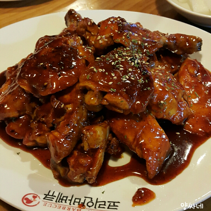 코리안숯불닭바베큐 이미지