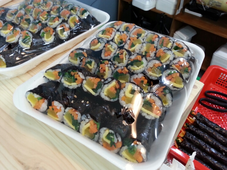 고래꼬마김밥 이미지