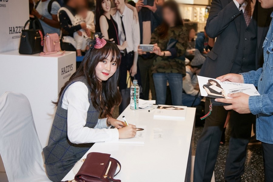 사라악세사리 이미지
