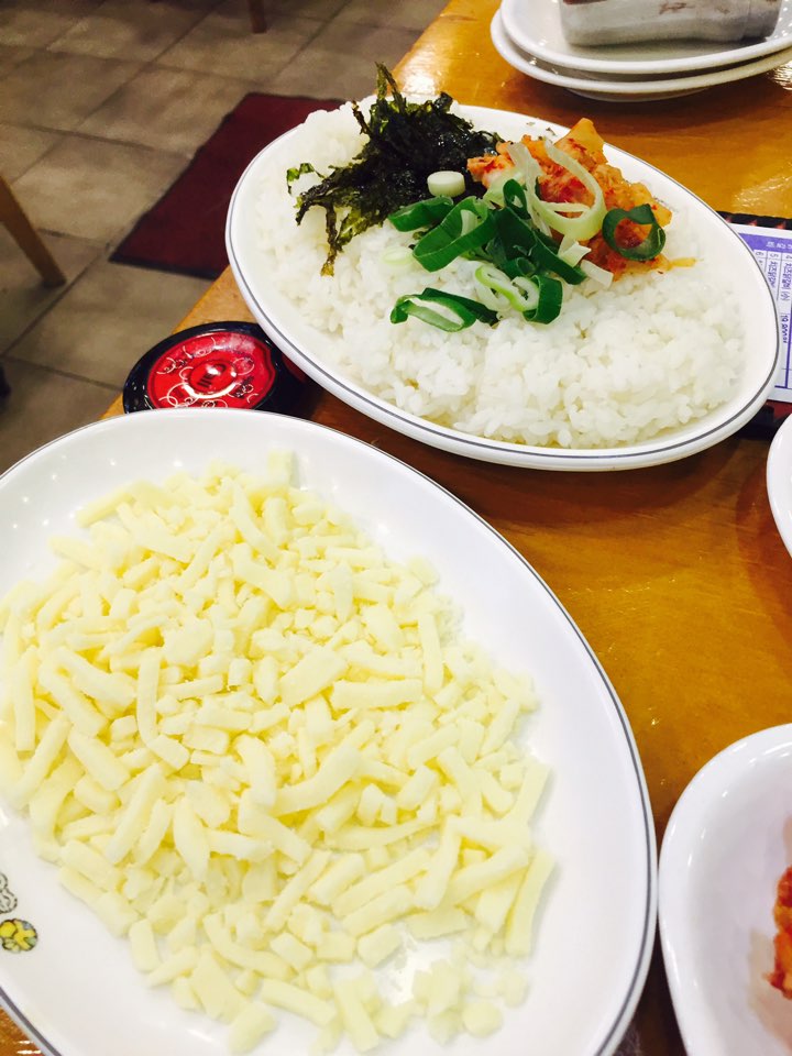 하늘본닭 이미지