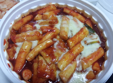 눈물떡볶이 이미지