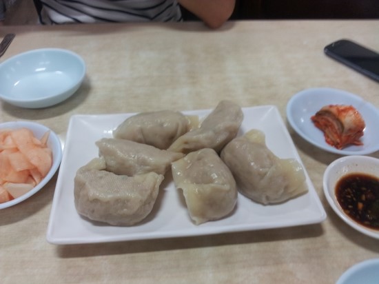 유명냉면 이미지