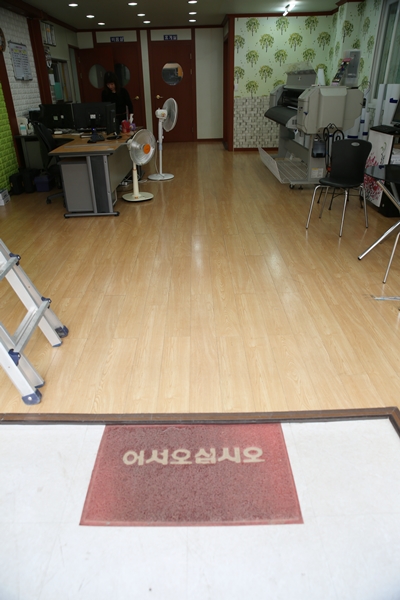 꽃은봄이다디자인 이미지