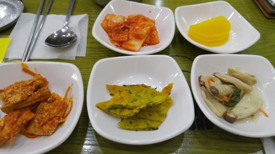 김밥에 라면 이미지