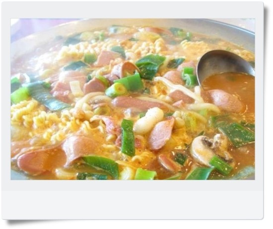 충성부대찌개 이미지
