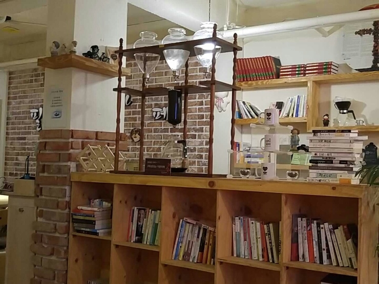 필링북카페 이미지