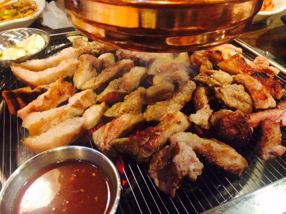 더고깃집 이미지