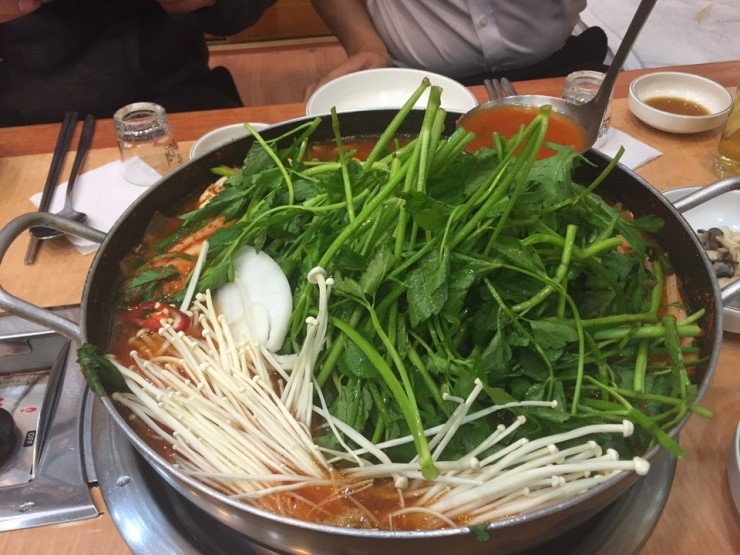 인덕원메기매운탕 이미지