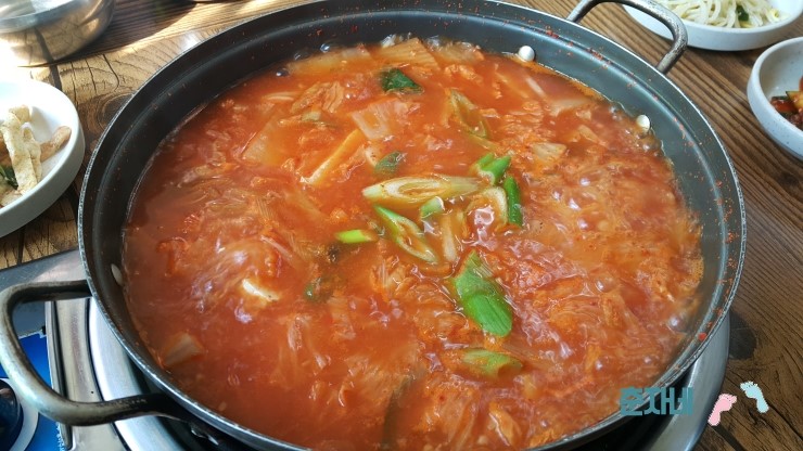 우리돈생돼지김치찌개 이미지
