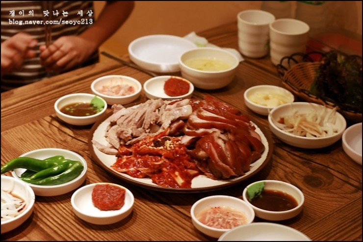 가마솥족발 이미지