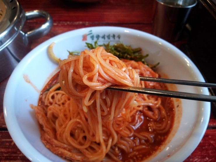 망향비빔국수 이미지