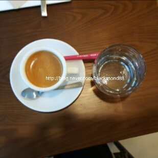 엠커피팩토리 이미지
