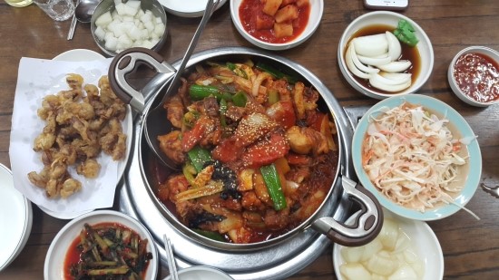 퐁퐁특수통닭 이미지
