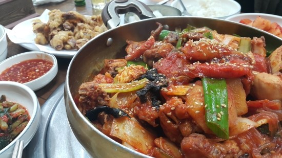 퐁퐁특수통닭 이미지