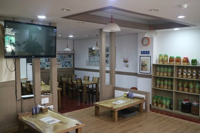 돈통마늘보쌈 이미지