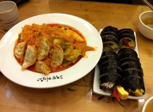 고봉민김밥 이미지