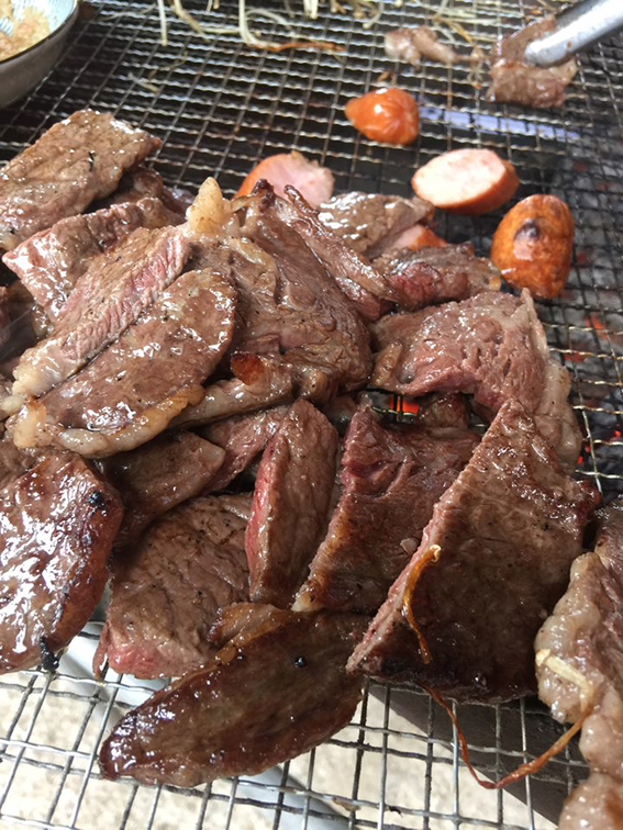 황소숯불구이 이미지