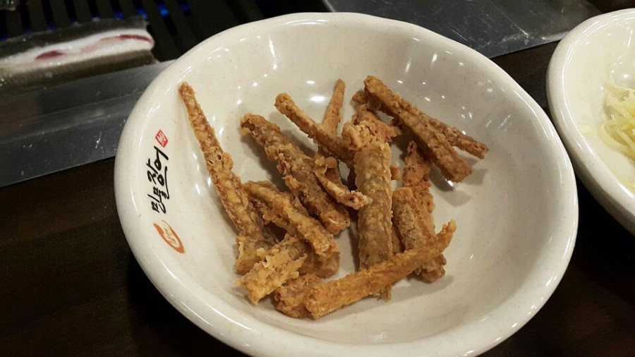힘쎈민물장어 이미지