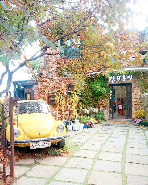 모퉁이카페 이미지