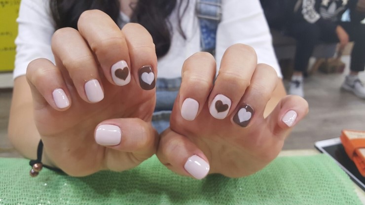 네일드린 이미지