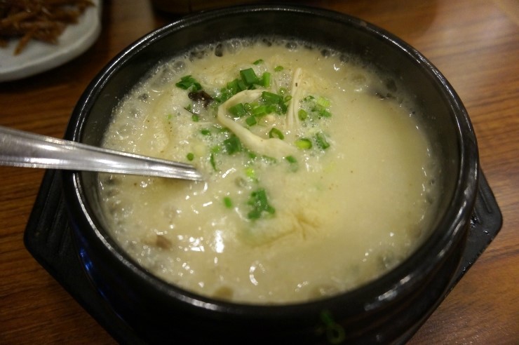 명금애한상차림 이미지