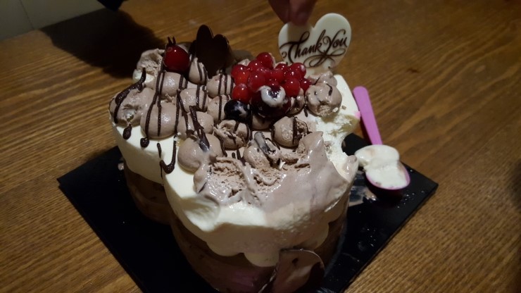 모니모니 이미지