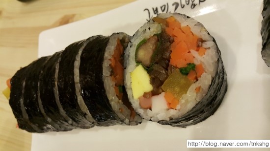 고봉민김밥 이미지