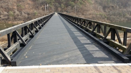 꺼먹다리펜션 이미지