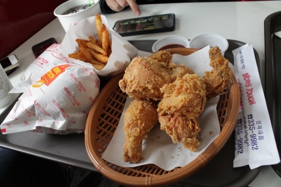 맘스터치삼성 이미지