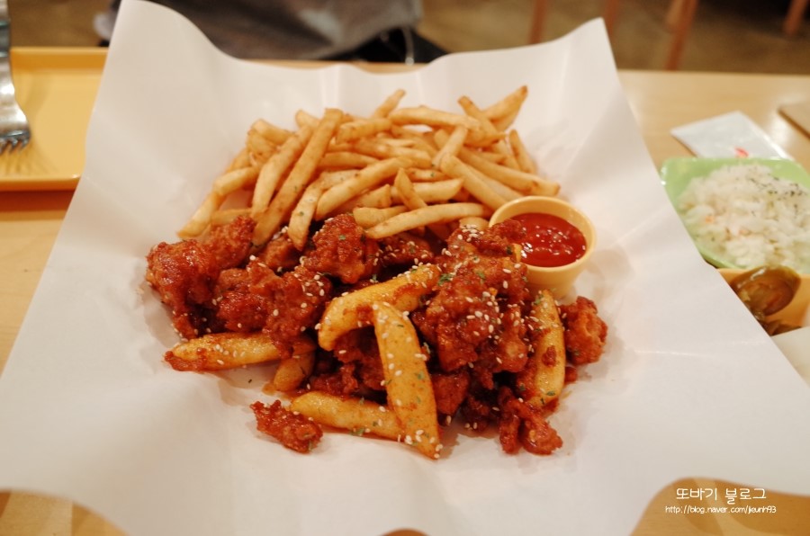 깐부치킨 이미지