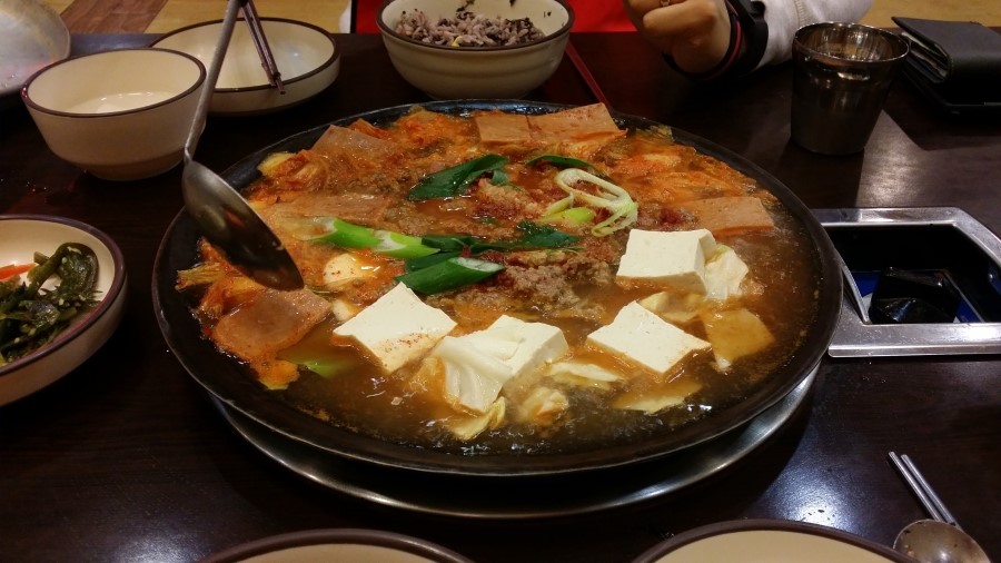두꺼비부대찌개 이미지