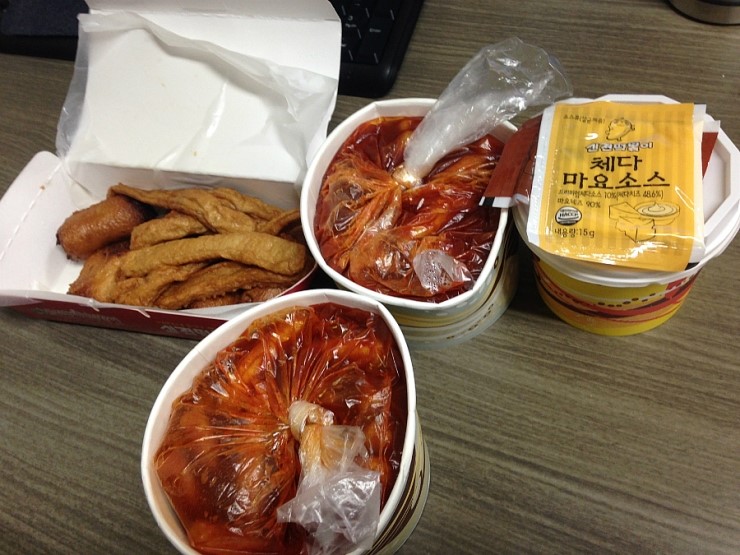 신전컵떡볶이 이미지