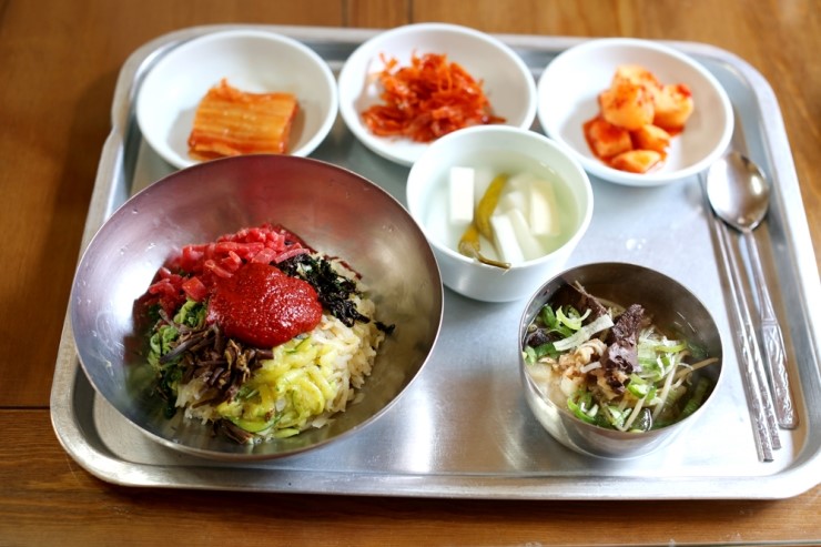 진주비빔밥 이미지