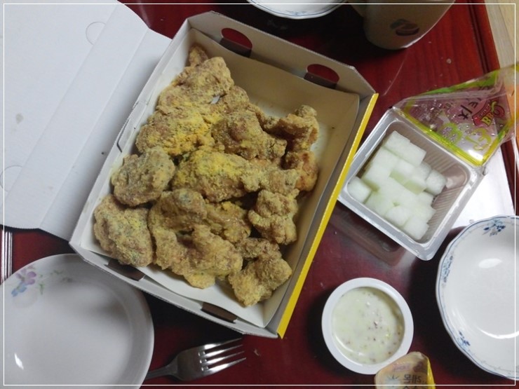 치킨사랑 이미지